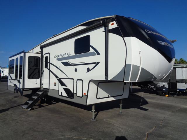 2023 Coachman Chaparral 336Tsik 