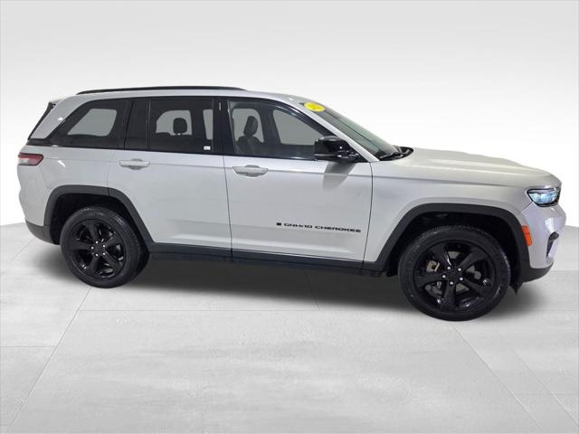 2023 Jeep Grand Cherokee Altitude 4x4