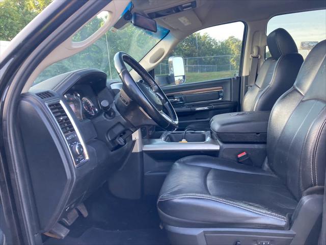 2018 RAM 3500 Chassis Tradesman/SLT/Laramie
