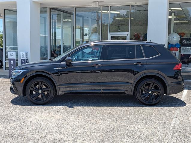 2024 Volkswagen Tiguan 2.0T SE R-Line Black