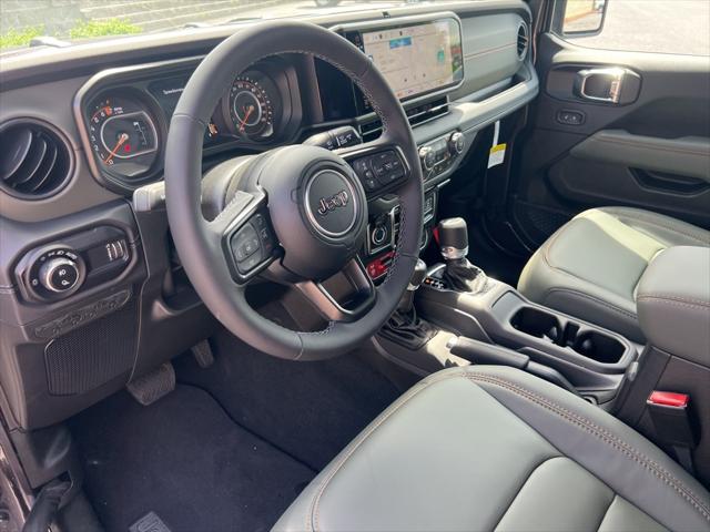 2025 Jeep Gladiator GLADIATOR MOJAVE X 4X4