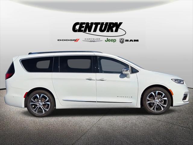 2024 Chrysler Pacifica Pinnacle
