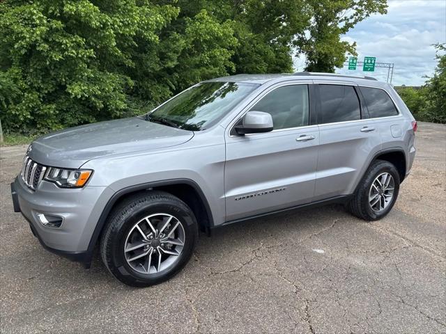 2020 Jeep Grand Cherokee Laredo E 4X2
