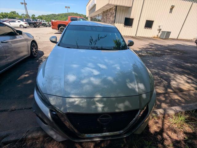 2020 Nissan Altima SL FWD