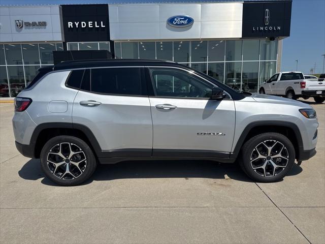 2025 Jeep Compass COMPASS LIMITED 4X4
