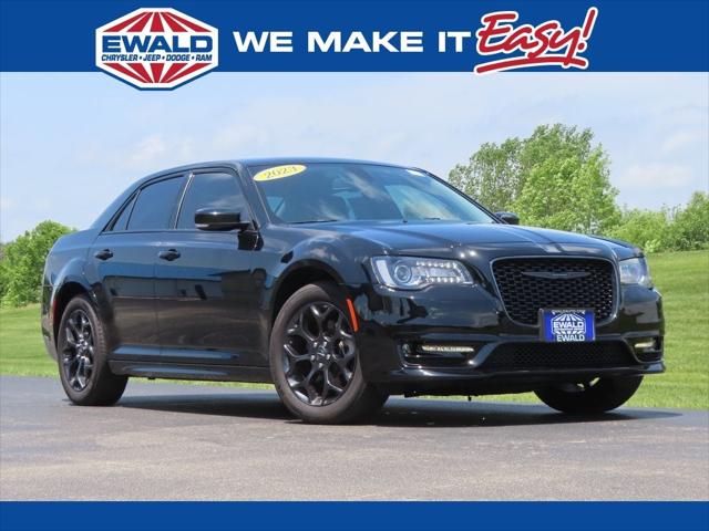 2023 Chrysler 300 Touring L AWD