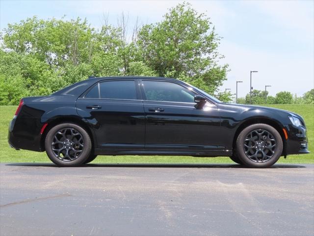 2023 Chrysler 300 Touring L AWD