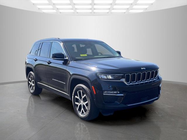 2023 Jeep Grand Cherokee Limited 4x4 2023 Jeep Grand Cherokee Limited 4x4