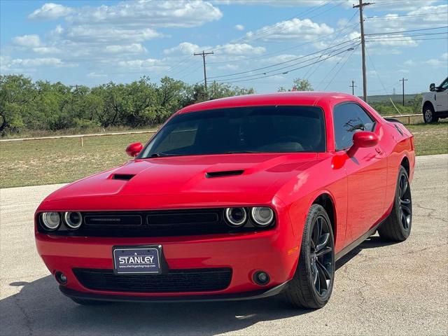 2017 Dodge Challenger SXT Plus