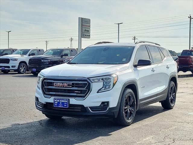 2022 GMC Terrain AWD AT4