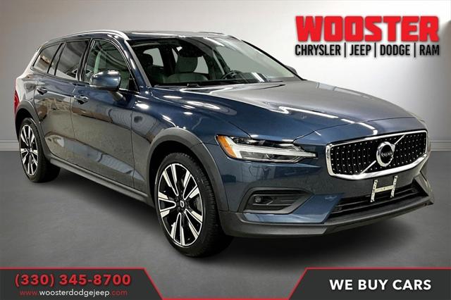 2022 Volvo V60 Cross Country T5