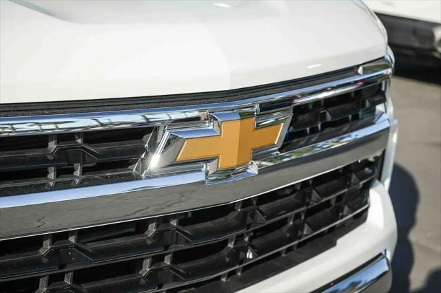 2025 Chevrolet Silverado 1500 4WD Crew Cab Short Bed LT with 2FL