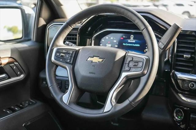 2025 Chevrolet Silverado 1500 4WD Crew Cab Short Bed LT with 2FL