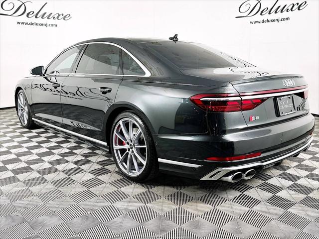 2022 Audi S8 TFSI quattro Tiptronic