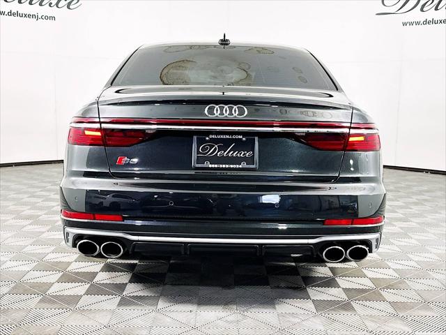 2022 Audi S8 TFSI quattro Tiptronic