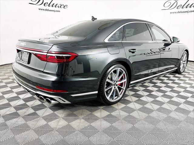 2022 Audi S8 TFSI quattro Tiptronic