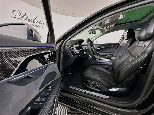 2022 Audi S8 TFSI quattro Tiptronic