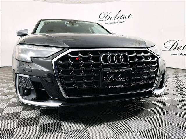 2022 Audi S8 TFSI quattro Tiptronic