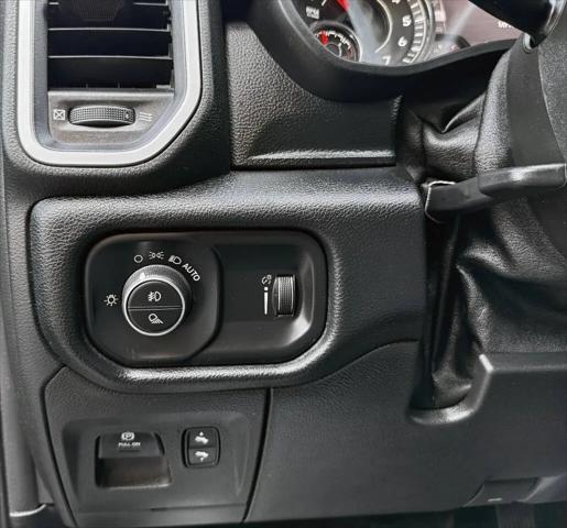 2021 Ram 1500 Big Horn Crew Cab 4x4 5'7" Box