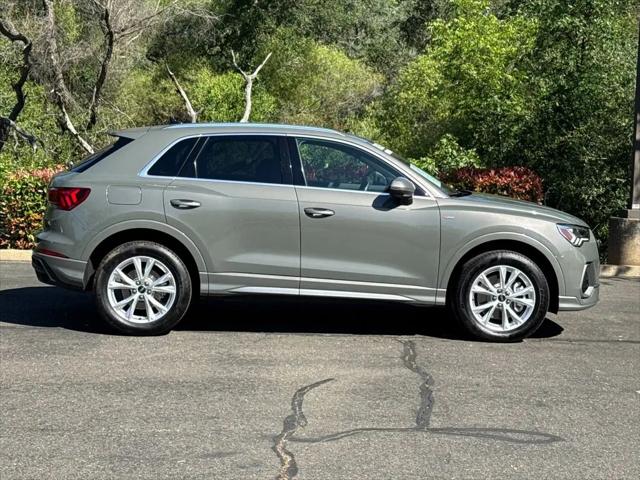 2025 Audi Q3 Premium 45 TFSI S line quattro Tiptronic