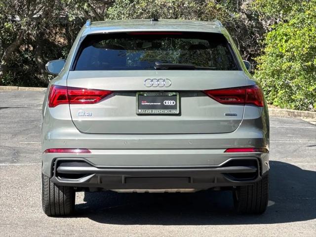 2025 Audi Q3 Premium 45 TFSI S line quattro Tiptronic
