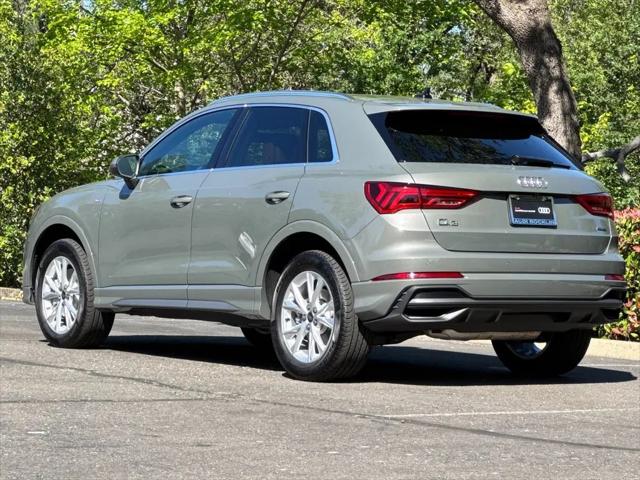 2025 Audi Q3 Premium 45 TFSI S line quattro Tiptronic