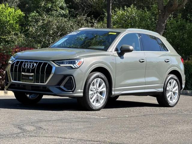 2025 Audi Q3 Premium 45 TFSI S line quattro Tiptronic