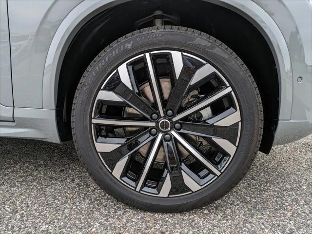 2026 Volvo XC90 Plus, B6 AWD Gas mild hybrid, Gasoline, Bright, 7 Seats