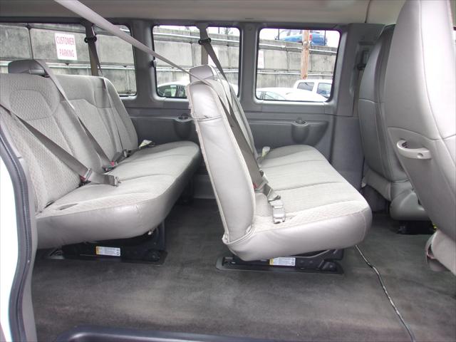 2016 Chevrolet Express LT