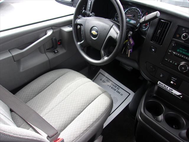 2016 Chevrolet Express LT