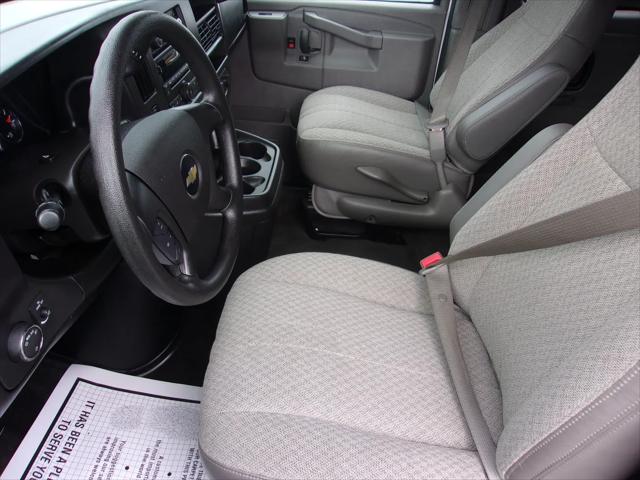 2016 Chevrolet Express LT