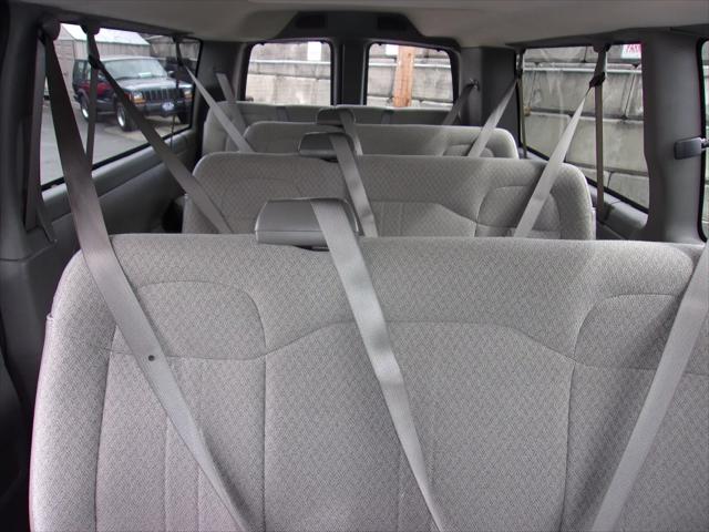 2016 Chevrolet Express LT