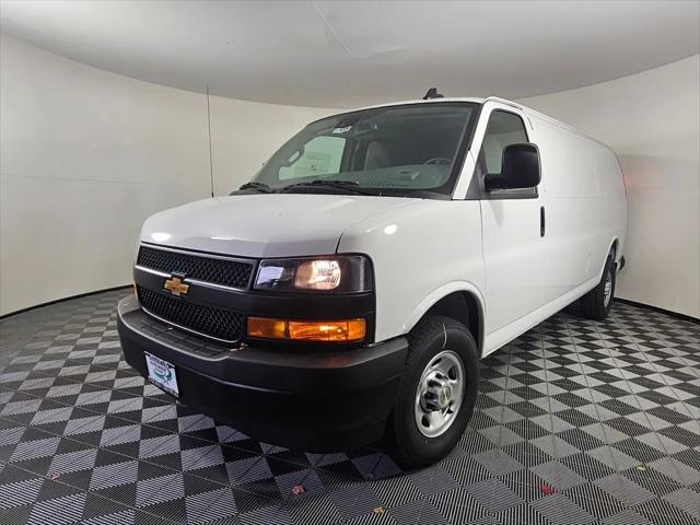 2025 Chevrolet Express Cargo Van RWD 2500 Extended Wheelbase WT