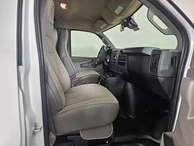 2025 Chevrolet Express Cargo Van RWD 2500 Extended Wheelbase WT