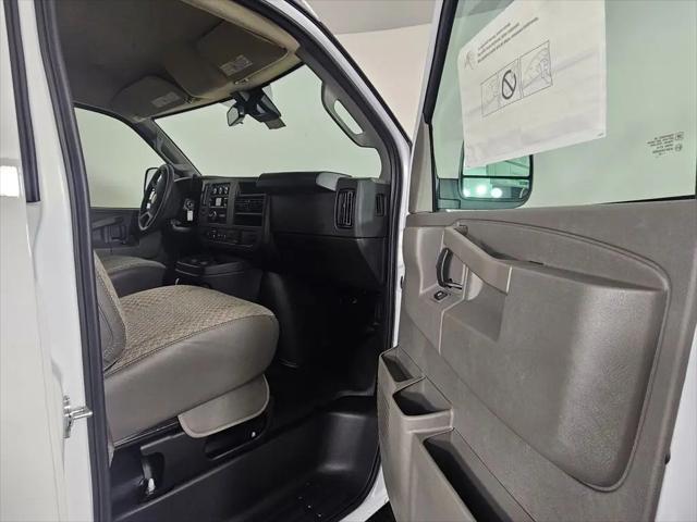 2025 Chevrolet Express Cargo Van RWD 2500 Extended Wheelbase WT