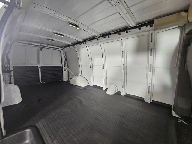2025 Chevrolet Express Cargo Van RWD 2500 Extended Wheelbase WT