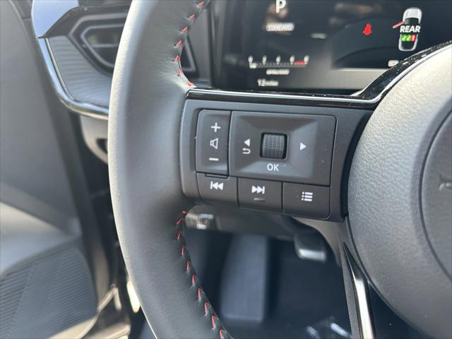 2025 Nissan Kicks SR Intelligent AWD