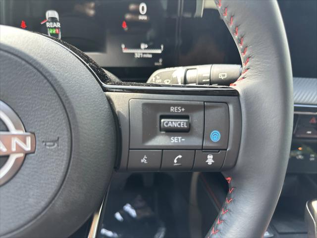 2025 Nissan Kicks SR Intelligent AWD