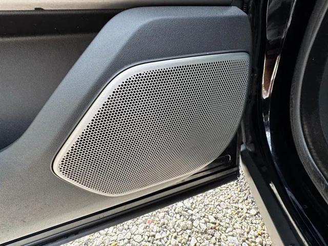 2018 Land Rover Range Rover Velar P250 SE R-Dynamic