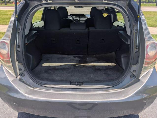 2013 Toyota Prius c One