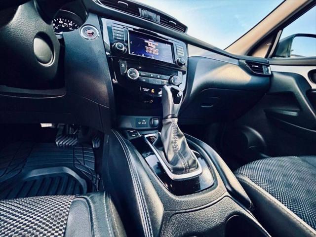 2020 Nissan Rogue Sport SV AWD Xtronic CVT