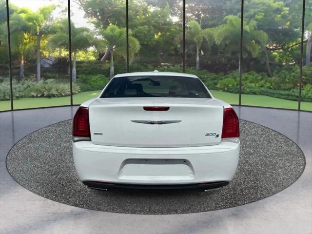 2016 Chrysler 300 300S