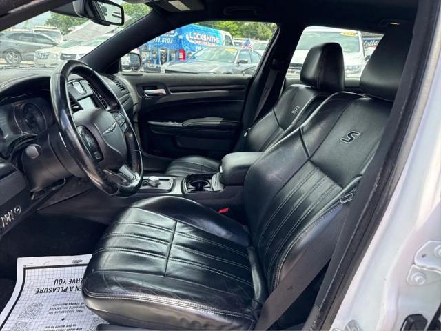 2016 Chrysler 300 300S