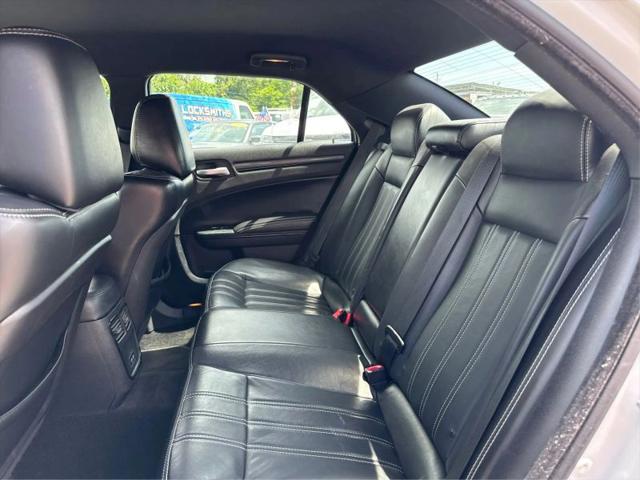 2016 Chrysler 300 300S