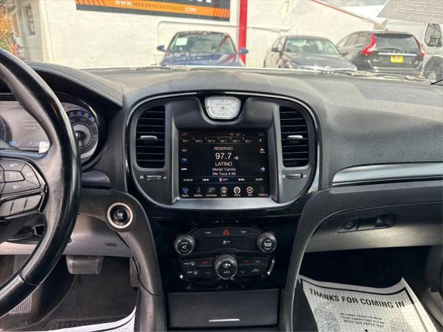 2016 Chrysler 300 300S