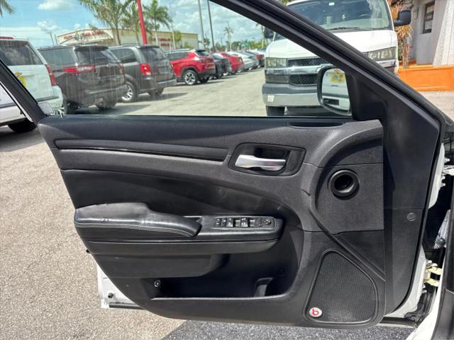 2016 Chrysler 300 300S