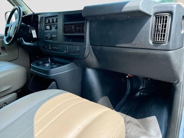 2023 GMC Savana Cargo RWD 3500 Extended Wheelbase Work Van