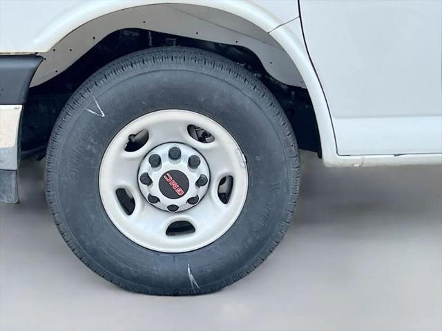 2023 GMC Savana Cargo RWD 3500 Extended Wheelbase Work Van