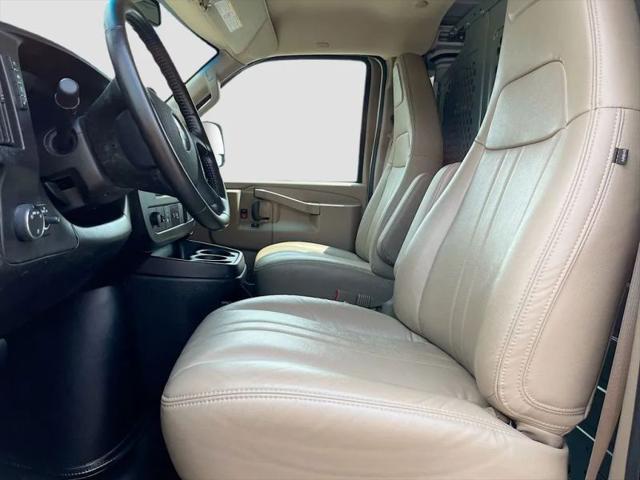 2023 GMC Savana Cargo RWD 3500 Extended Wheelbase Work Van