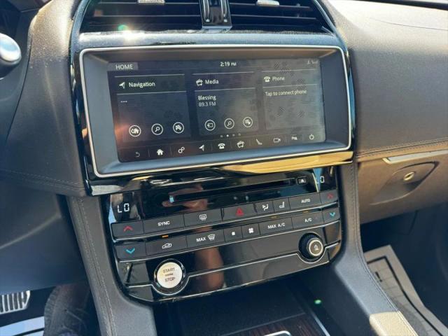 2019 Jaguar F-PACE 25t Prestige